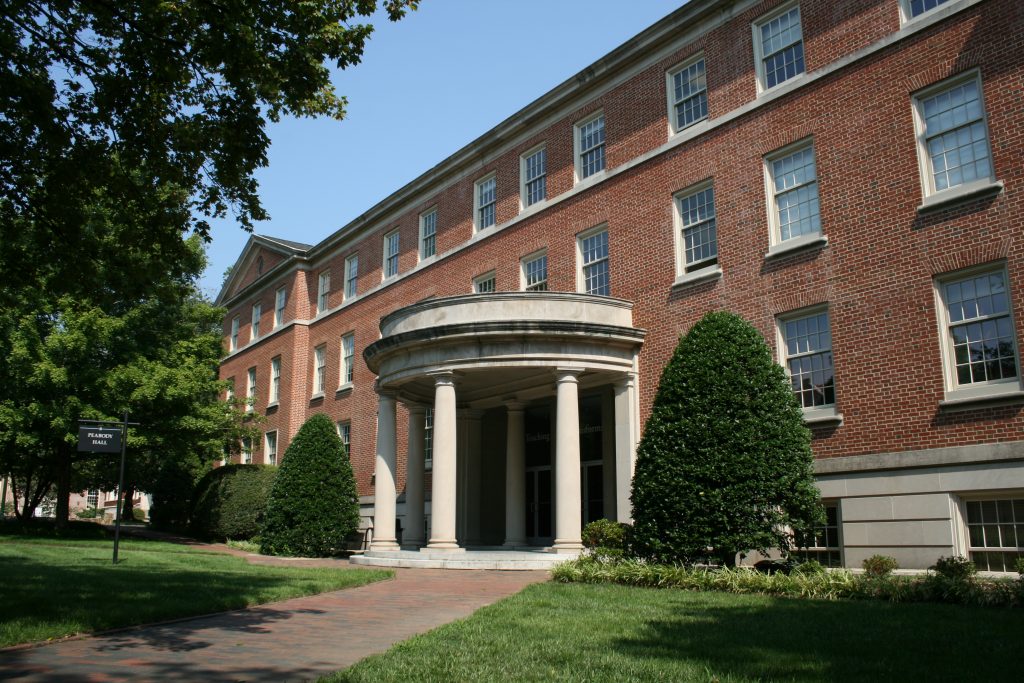 Peabody Hall. Courtesy of Wikimedia Commons. 